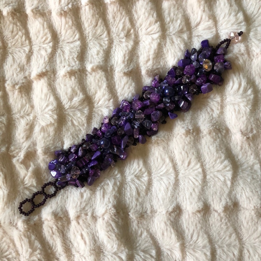 Purple bead bracelet